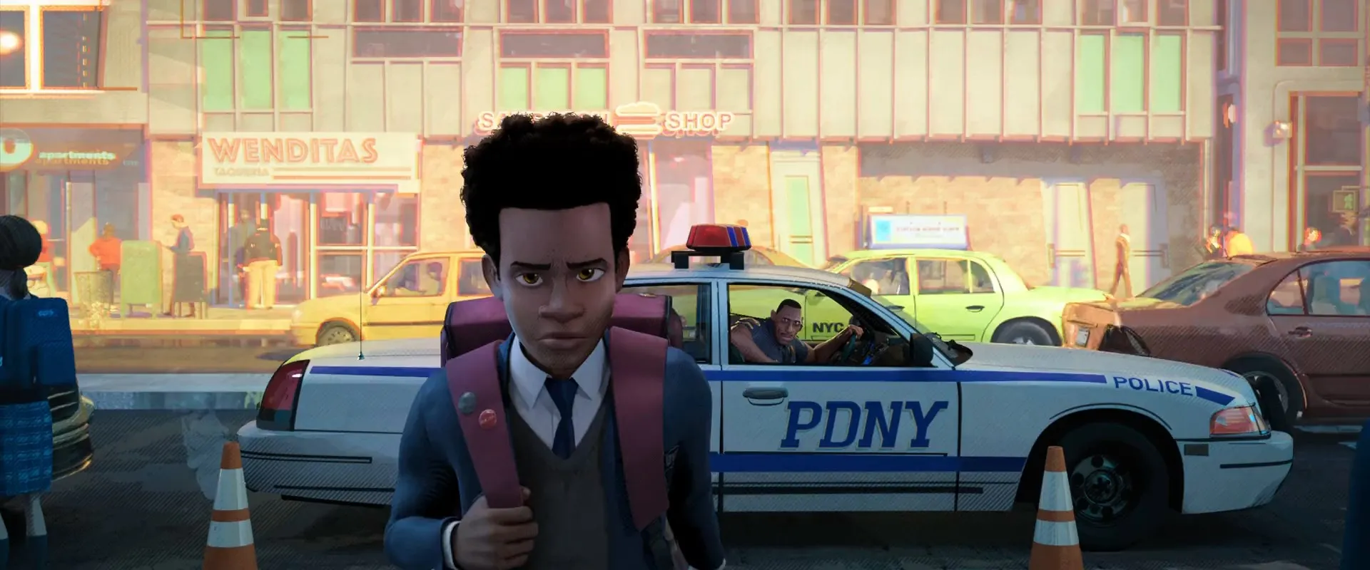 Spider-Man: Into the Spider-Verse (2018) Hindi (Org) Dual Audio 720p BluRay [1.3GB] Screenshot