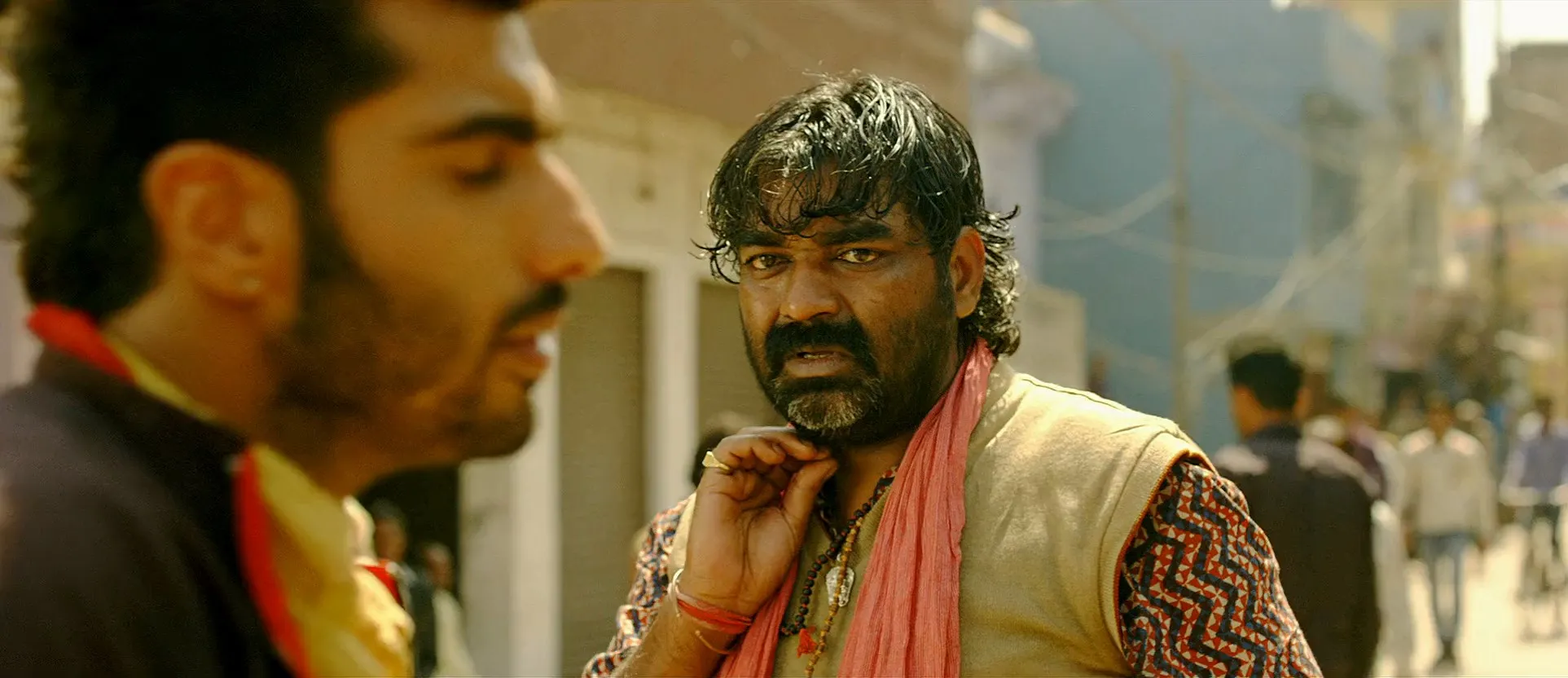 Tevar (2015) HIndi Movie 720p HDRip x264 [1.4GB] Screenshot